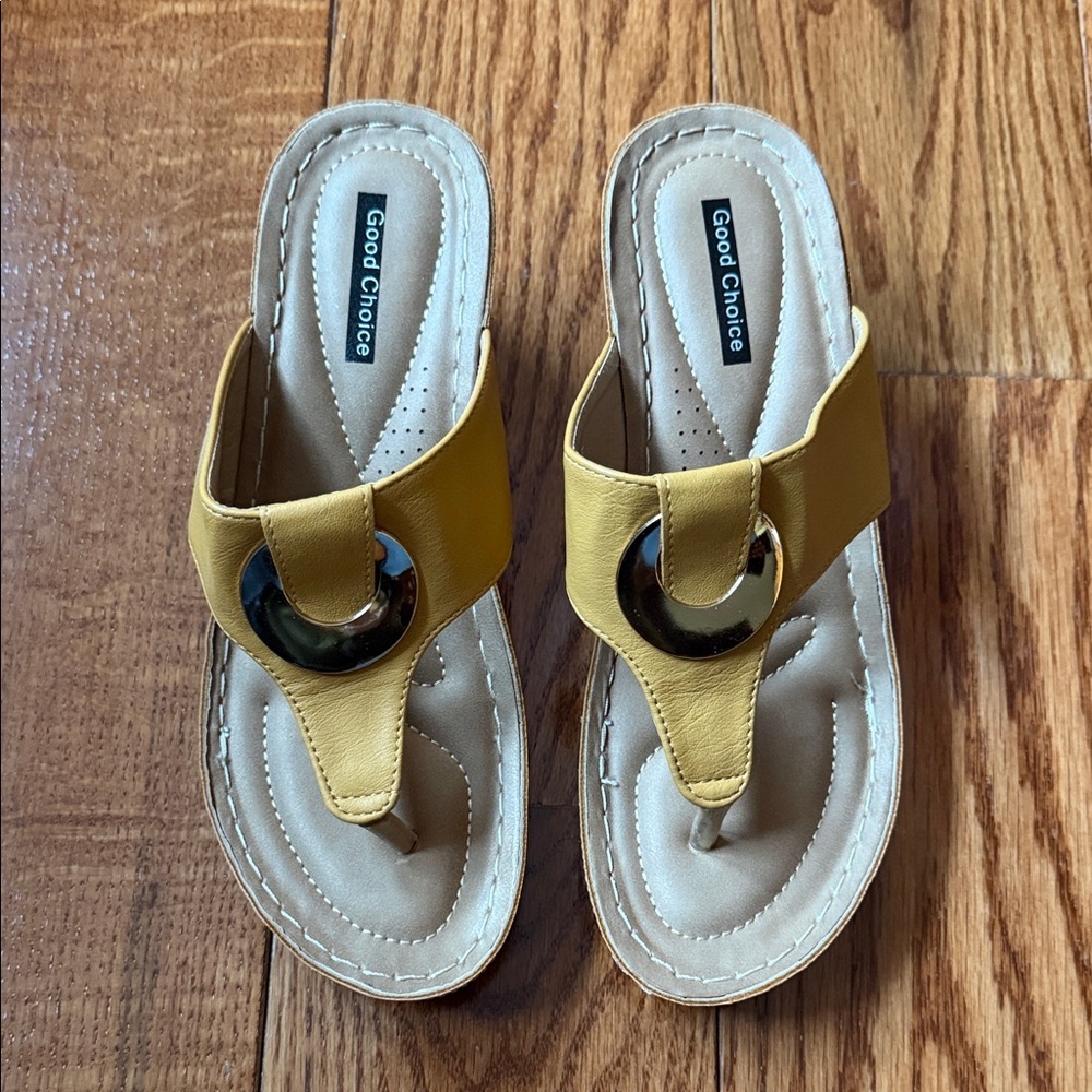 Good Chic Women's Sandals in Mustard Yellow